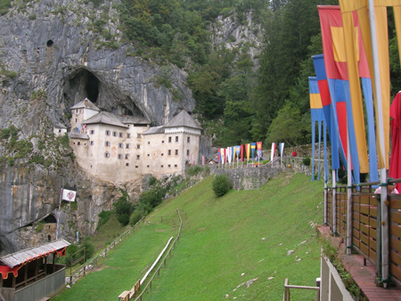 castello di Predjama