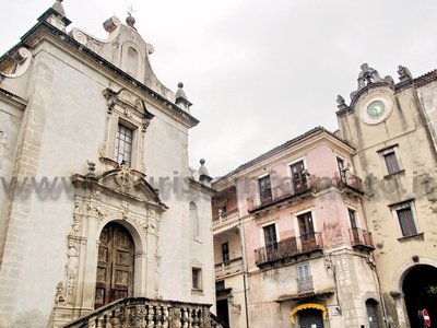 Paola - Chiesa della Madonna di Montevergine