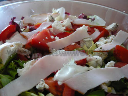 Insalata con formaggio di Gozo