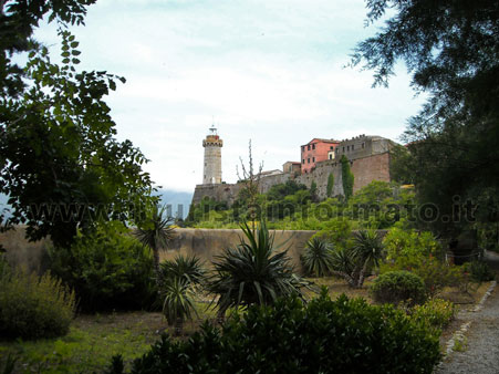 faro Portoferraio il faro di Portoferraio