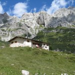 trekking-rifugio-cacciatore-rifugio-agostini