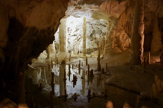 itinerari Marche - Frasassi